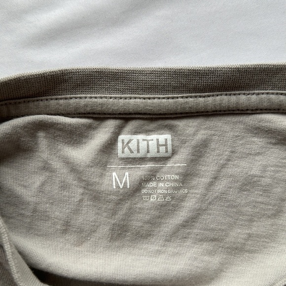 Grey Kith shirt - Sz M - Picture 3 of 3